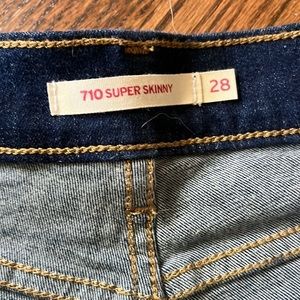 710 Super Skinny Levi’s Jean